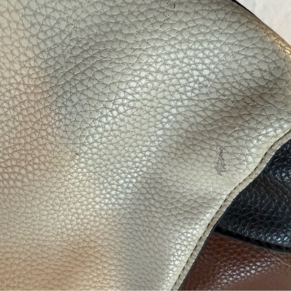 G.H. Bass & Co. Cream and Brown Tote Bag - Picture 3 of 8